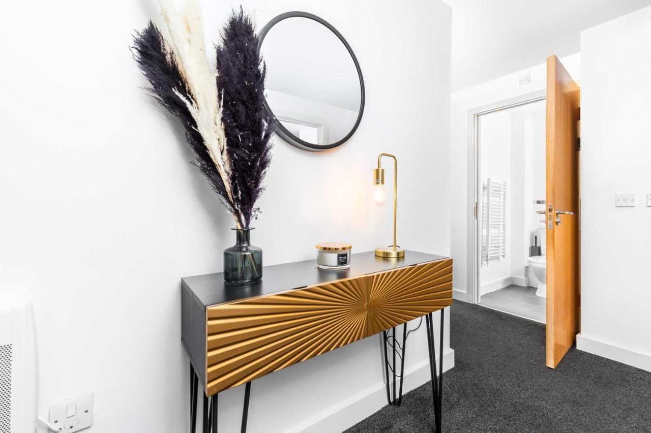 Beautiful Birmingham Central Spacious Apartment-Free Parking, Wifi, Contractors, Hs2, Bullring, Birmingham City Fc エクステリア 写真